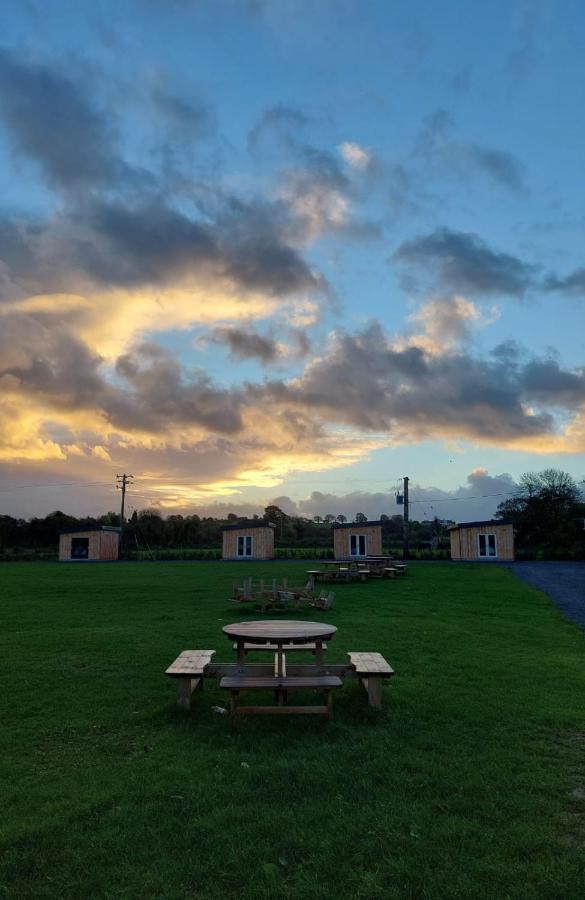 Stoneyford Luxurious Cabins エクステリア 写真